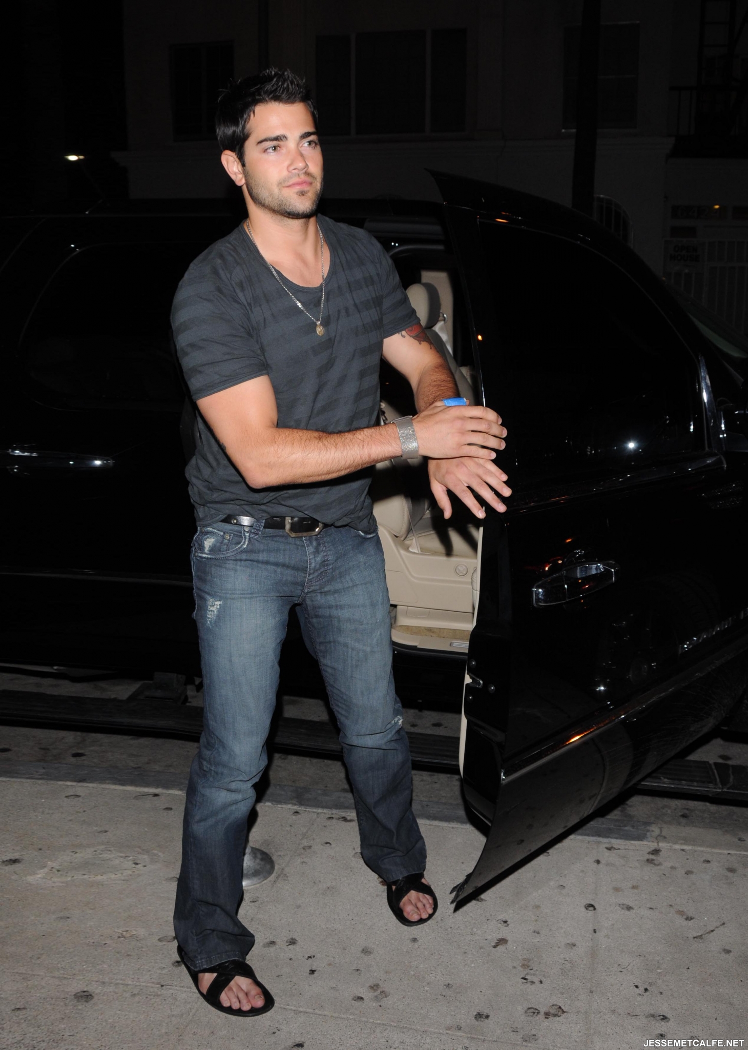 FP_3099401_Hollywood_Celebs_VAH_060209.jpg
