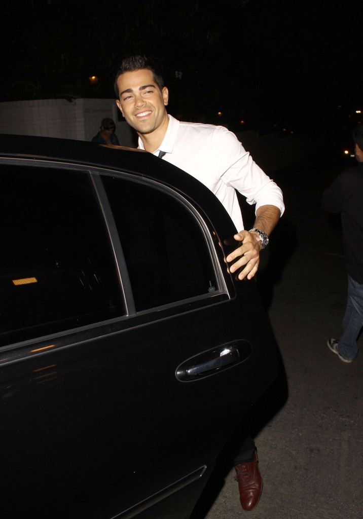 June-13-2012-Hollywood_00005.jpg