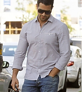 Jesse-Metcalfe-february-20-2012-020.jpg