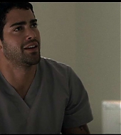 jesse-metcalfe-insanitarium-309.jpg