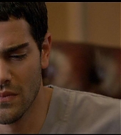 jesse-metcalfe-insanitarium-345.jpg