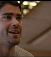 jesse-metcalfe-insanitarium-354.jpg