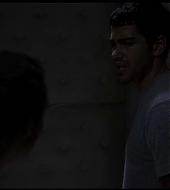 jesse-metcalfe-insanitarium-535.jpg