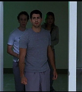 jesse-metcalfe-insanitarium-548.jpg