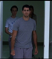 jesse-metcalfe-insanitarium-549.jpg