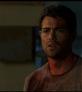 jesse-metcalfe-insanitarium-668.jpg