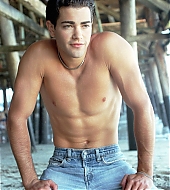 Filename=beachshoot05.jpg
Filesize=222KiB
Dimensions=900x1371
Date added=Nov 21, 2006 beachshoot05.jpg