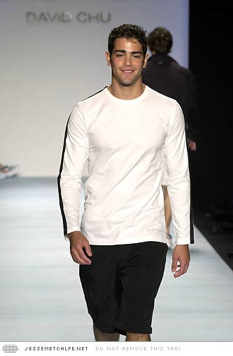 nautica_spring09.jpg nautica_spring09.jpg