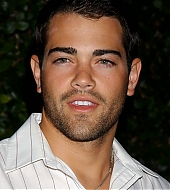 JesseMetcalf032805-VF417.jpg