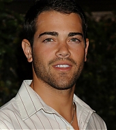 JesseMetcalf041205-G77.jpg