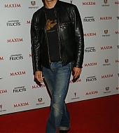 JesseMetcalf051205-G54.jpg