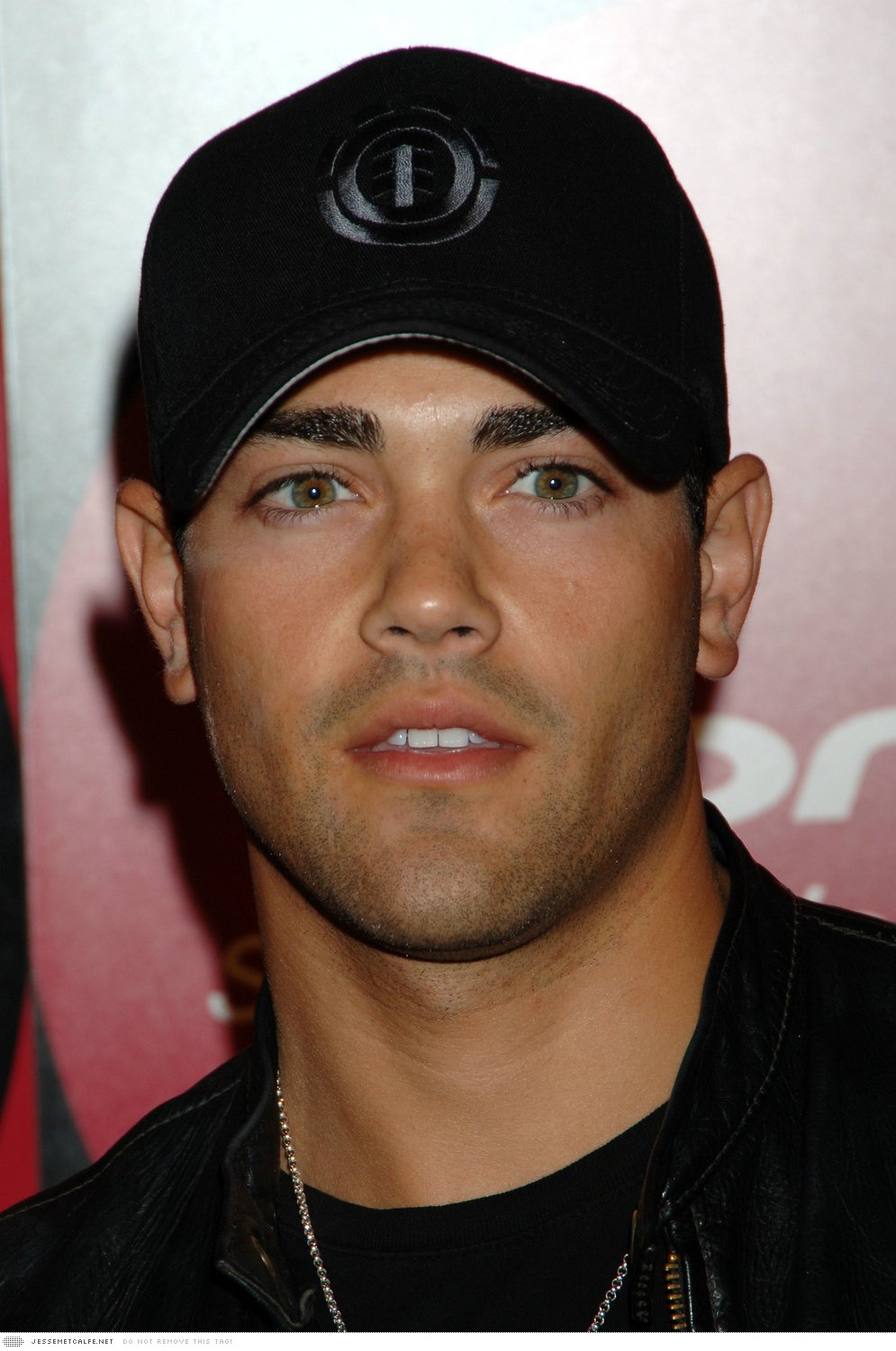 JesseMet042105-G86.jpg