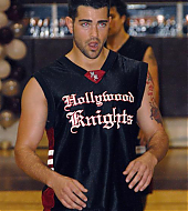 Filename=4.jpg
Filesize=710KiB
Dimensions=443x670
Date added=Feb 04, 2010 4.jpg