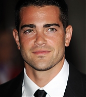 Jesse-Metcalfe-FitFlop-Shooting-Stars-Benefit-2011-Closing-Ball-003.jpg