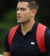 Jesse-Metcalfe-FitFlop-Shooting-Stars-Benefit-2011-Day-2-009.jpg