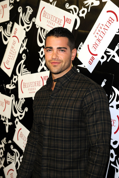 Jesse-Metcalfe-RED-Brings-The-Box-To-LA-007.jpg Jesse-Metcalfe-RED-Brings-The-Box-To-LA-007.jpg