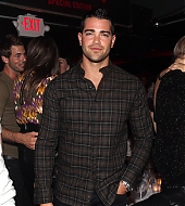 Jesse-Metcalfe-RED-Brings-The-Box-To-LA-003.jpg