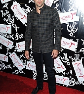 Filename=Jesse-Metcalfe-RED-Brings-The-Box-To-LA-006.jpg
Filesize=109KiB
Dimensions=378x594
Date added=Aug 27, 2011 Jesse-Metcalfe-RED-Brings-The-Box-To-LA-006.jpg