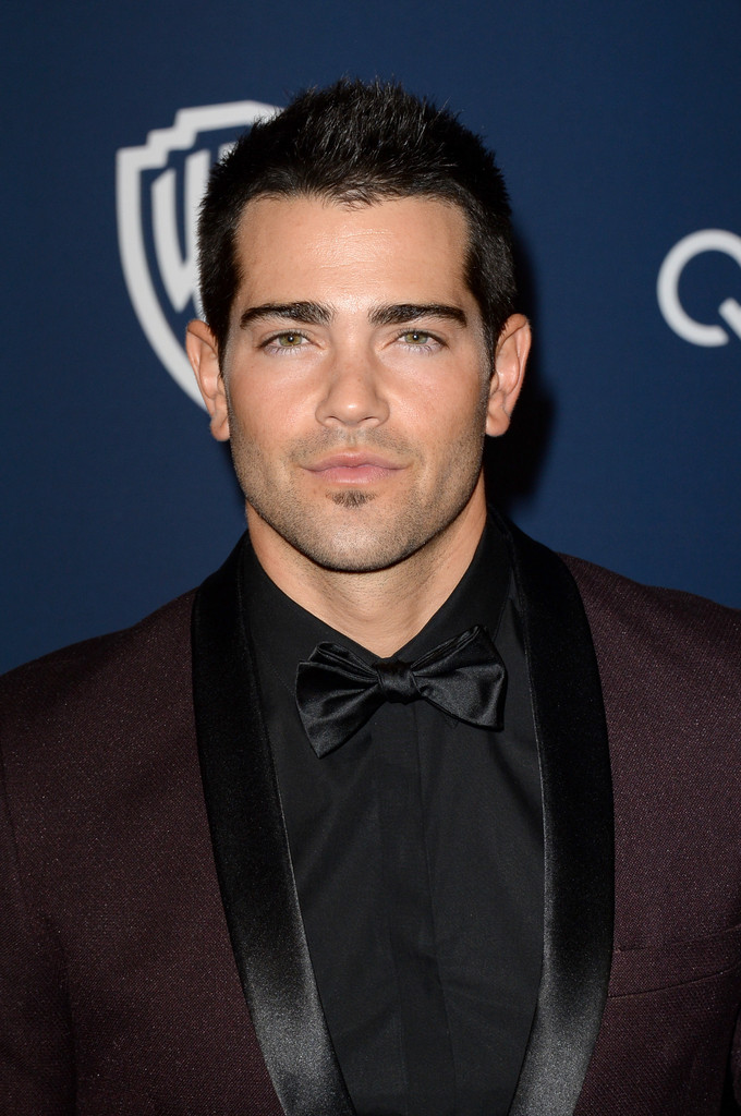 instyle-warner-golden-globes-party-004.jpg
