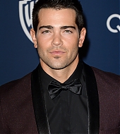 Filename=instyle-warner-golden-globes-party-004.jpg
Filesize=173KiB
Dimensions=680x1024
Date added=Jan 13, 2014 instyle-warner-golden-globes-party-004.jpg