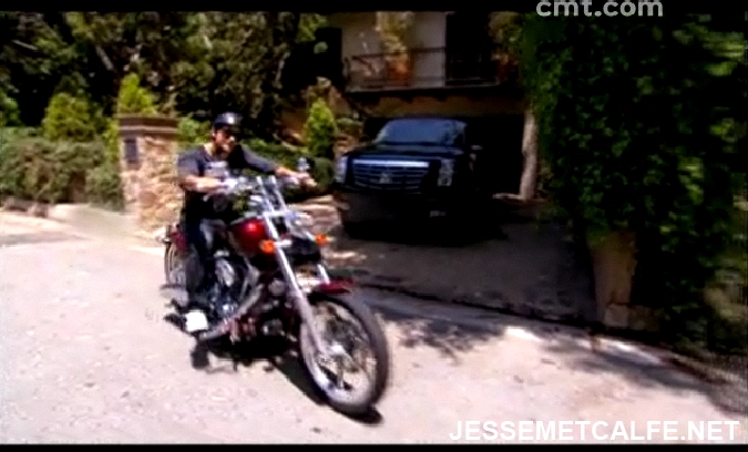 jesse-metcalfe-cribs-34.png