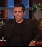 jesse-metcalfe-ellen-2014-036.jpg
