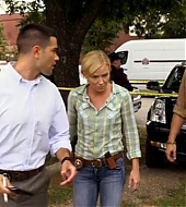 jesse-metcalfe-chase-s1ep2-75.png