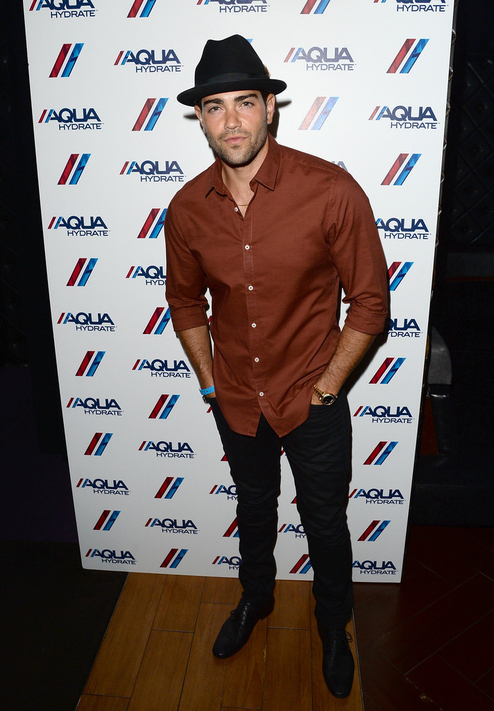 AQUAhydrate-Hosts-Private-Event-At-Hyde-Lounge-For-Bruno-Mars-_-Ellie-Goulding-Concert-July-27-2013-076.jpg AQUAhydrate-Hosts-Private-Event-At-Hyde-Lounge-For-Bruno-Mars-_-Ellie-Goulding-Concert-July-27-2013-076.jpg