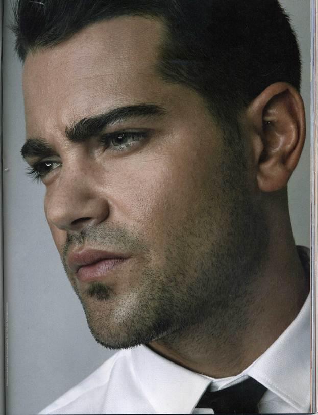 Keywords: Aventura Magazine