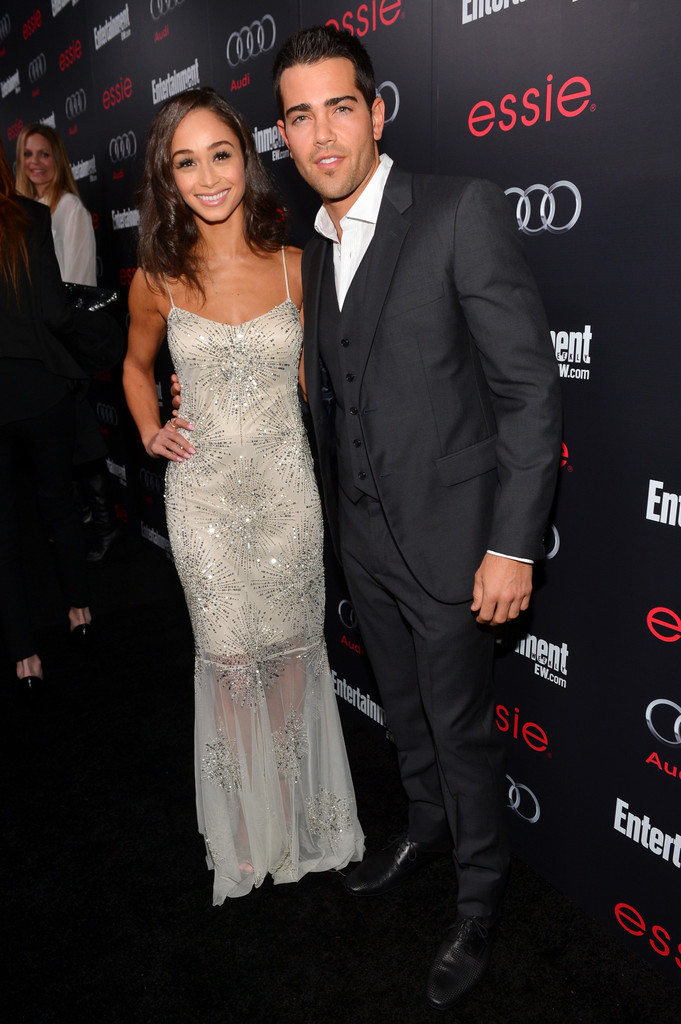 Jesse-Metcalfe-Entertainment_Weekly_Pre-SAG_Party_Hosted_By_Essie_And_Audi_January_25-001.jpg