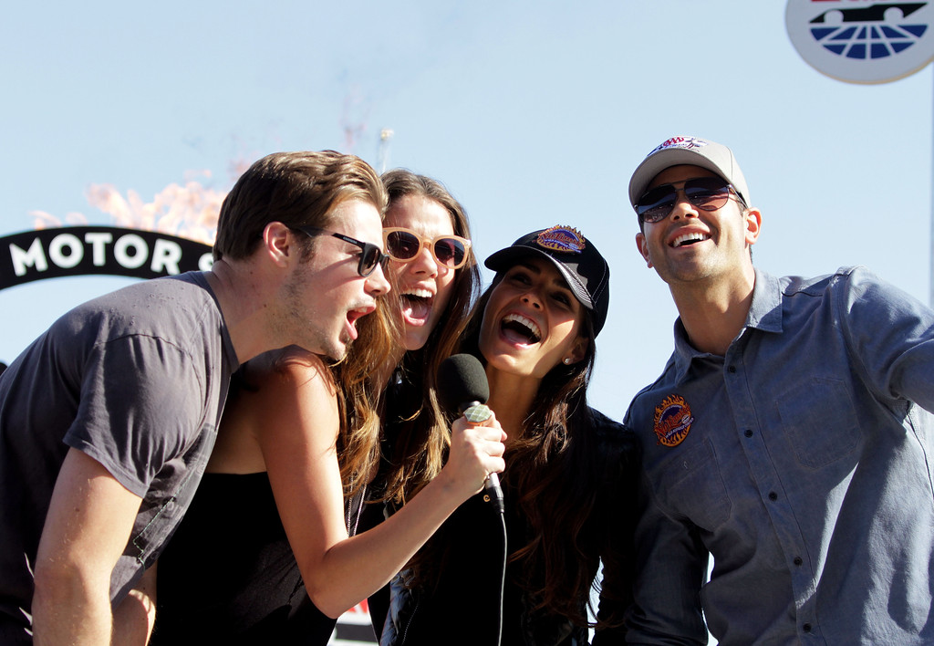 Josh Henderson, Julie Gonzalo, Jordana Brewster and Jesse Metcalfe give the command for the drivers to start their engines
Keywords: NASCAR Sprint Cup Series AAA Texas Dallas Josh Henderson, Julie Gonzalo, Jordana Brewster and Jesse Metcalfe give the command for the drivers to start their engines
Keywords: NASCAR Sprint Cup Series AAA Texas Dallas
