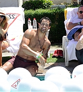 GUESS-Hotel-Pool-Party-35.jpg