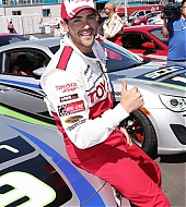 Jesse-Metcalfe-37th_Toyota_ProCelebrity_Race_Participants_Practice_April_2013-003.jpg