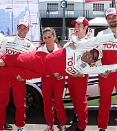 Jesse-Metcalfe-37th_Toyota_ProCelebrity_Race_Participants_Practice_April_2013-005.jpg