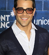Jesse-Metcalfe-Pre-Oscar_Charity_Brunch_-_February_22_2013-001.jpg