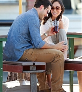 Jesse-Metcalfe-and-Cara-Santana-Dallas-Texas-November-2012-5.jpg