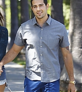 Jesse-Metcalfe-and-Cara-Santana-In-Beverly-Hills-April-2013-38.jpg
