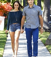Filename=Jesse-Metcalfe-and-Cara-Santana-In-Beverly-Hills-April-2013-47.jpg
Filesize=170KiB
Dimensions=727x1024
Date added=Apr 30, 2013 Jesse-Metcalfe-and-Cara-Santana-In-Beverly-Hills-April-2013-47.jpg
