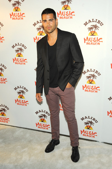 Jesse Metcalfe attends Malibu Music Invasion 2012 - NYC Tour Stop at Beekman Beer Garden on August 2, 2012 in New York City
Jesse Metcalfe attends Malibu Music Invasion 2012 - NYC Tour Stop at Beekman Beer Garden on August 2, 2012 in New York City